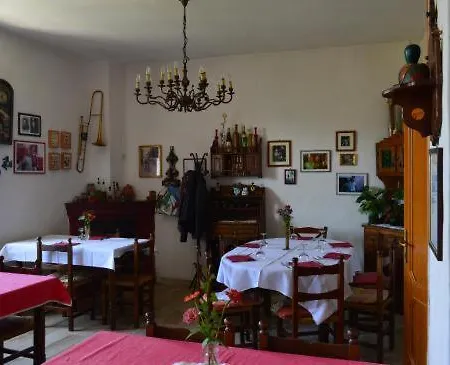 Il Cacciatore Värdshus Pari